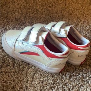 David Bowie Vans 6C